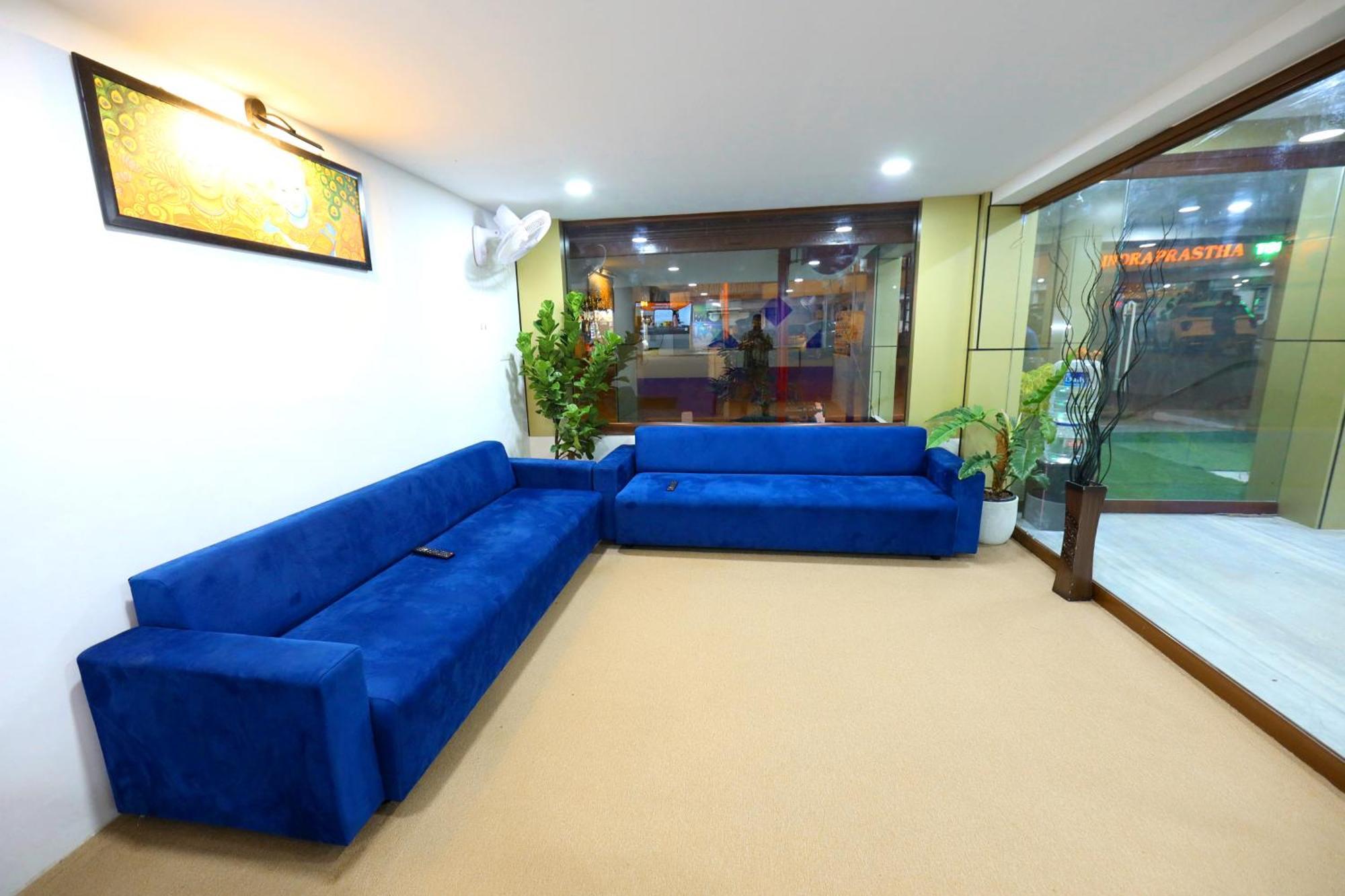 Temple View Residency Hotel Chottanikara Bagian luar foto
