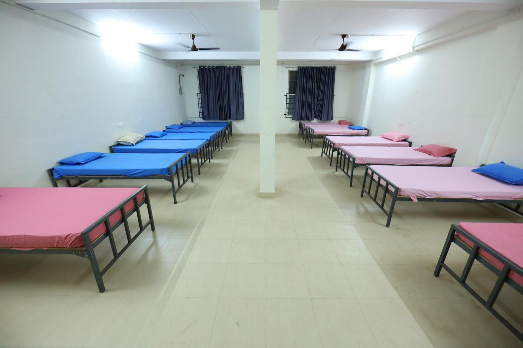 Temple View Residency Hotel Chottanikara Bagian luar foto