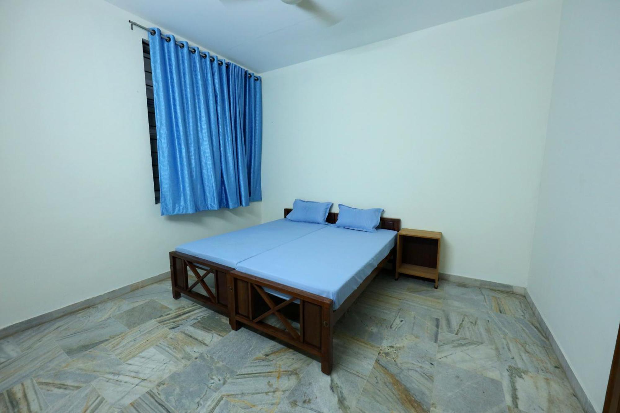 Temple View Residency Hotel Chottanikara Bagian luar foto